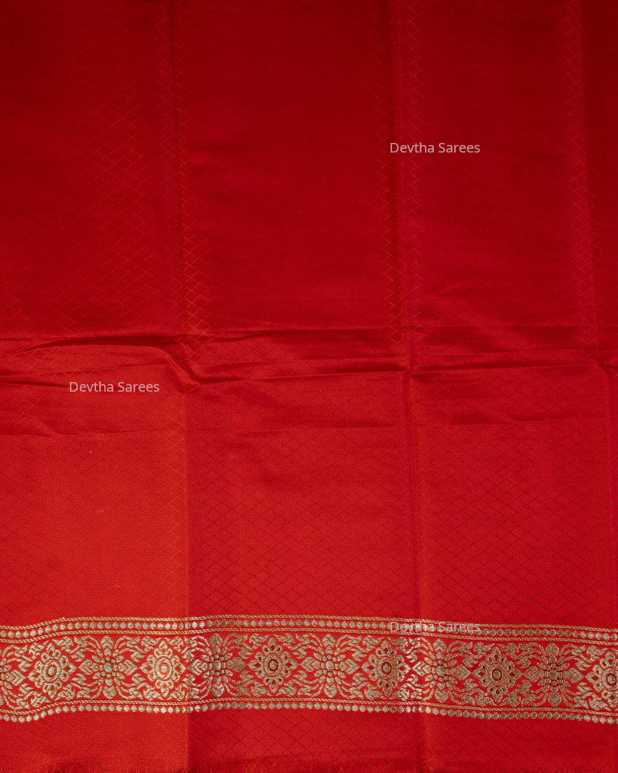 Red Premium Banarasi Katan Brocade Silk Saree (D1)