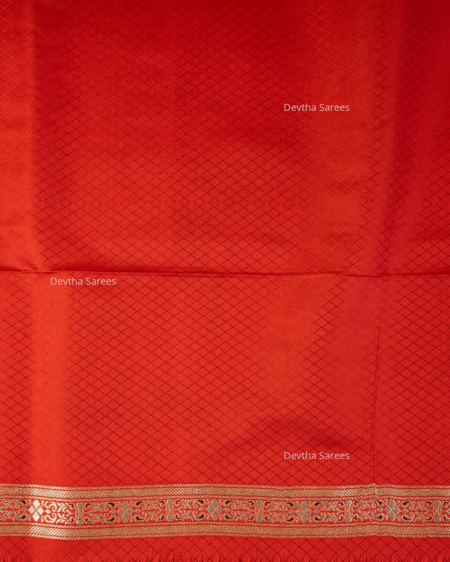 Red Premium Banarasi Katan Brocade Silk Saree (D16)