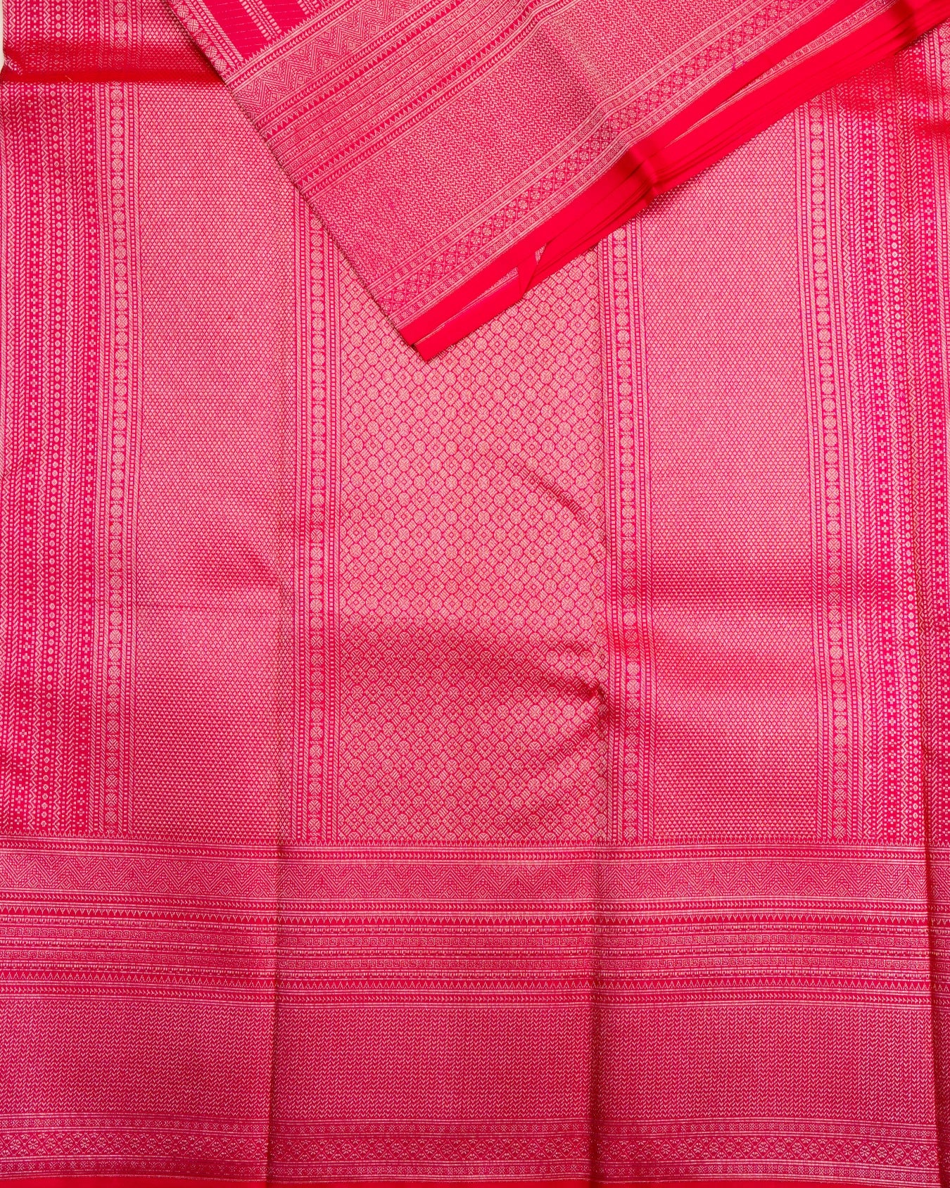 Pure Handloom Kanchipuram Silk Saree with Traditional Temple Pillars Brocade