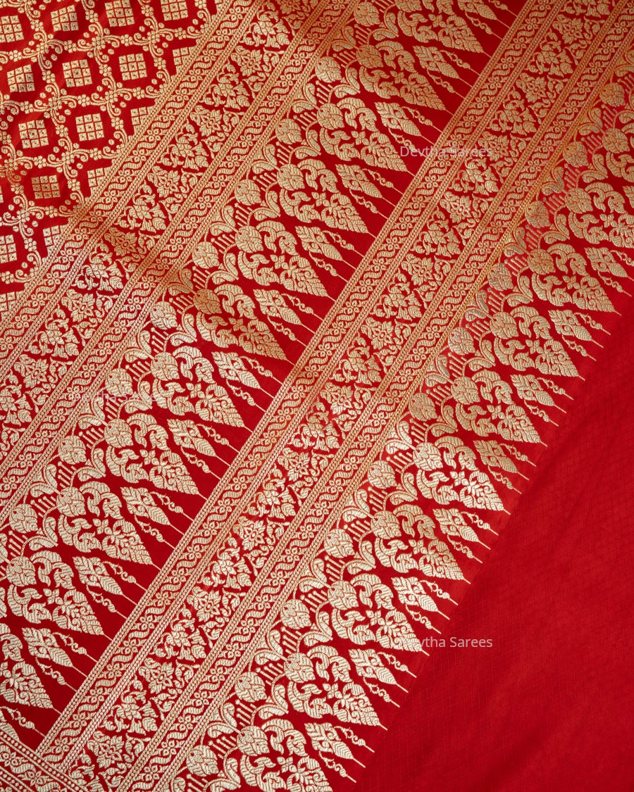 Red Premium Banarasi Katan Brocade Silk Saree (D3)