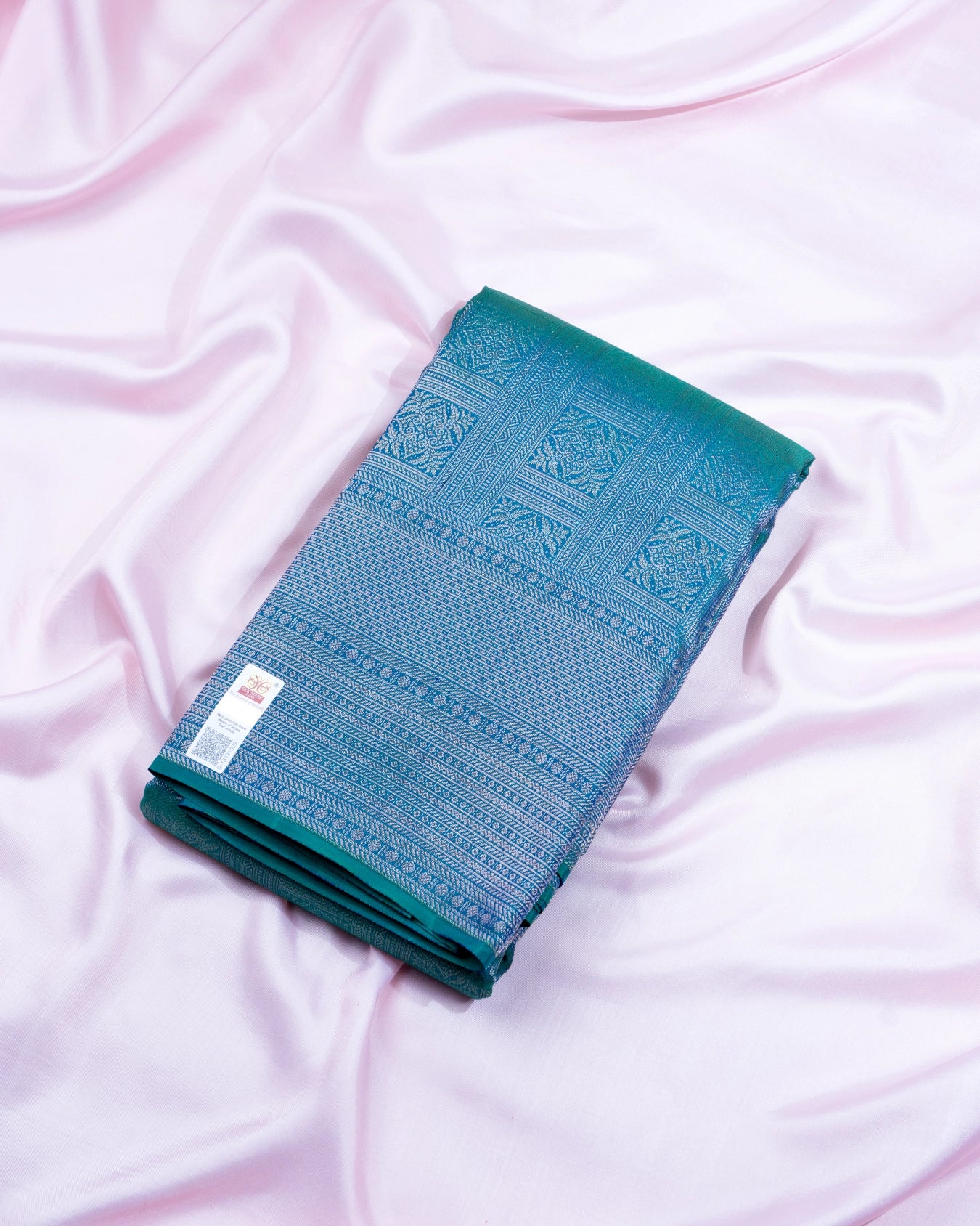 Pure Handloom Kanchipuram Silk Saree with Traditional Motif Block Brocade