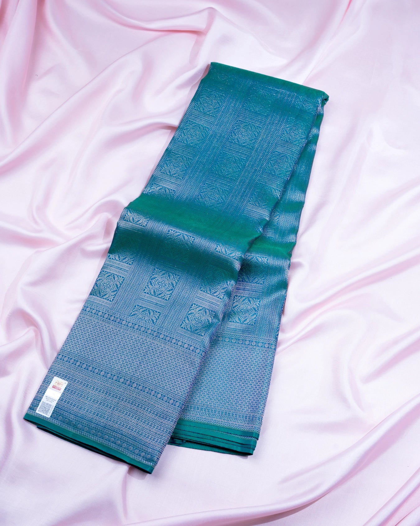 Pure Handloom Kanchipuram Silk Saree with Traditional Motif Block Brocade