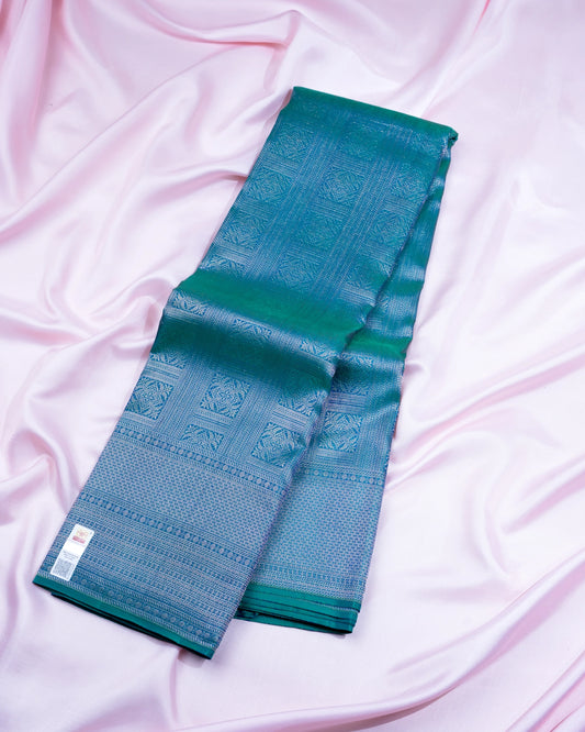 Pure Handloom Kanchipuram Silk Saree with Traditional Motif Block Brocade