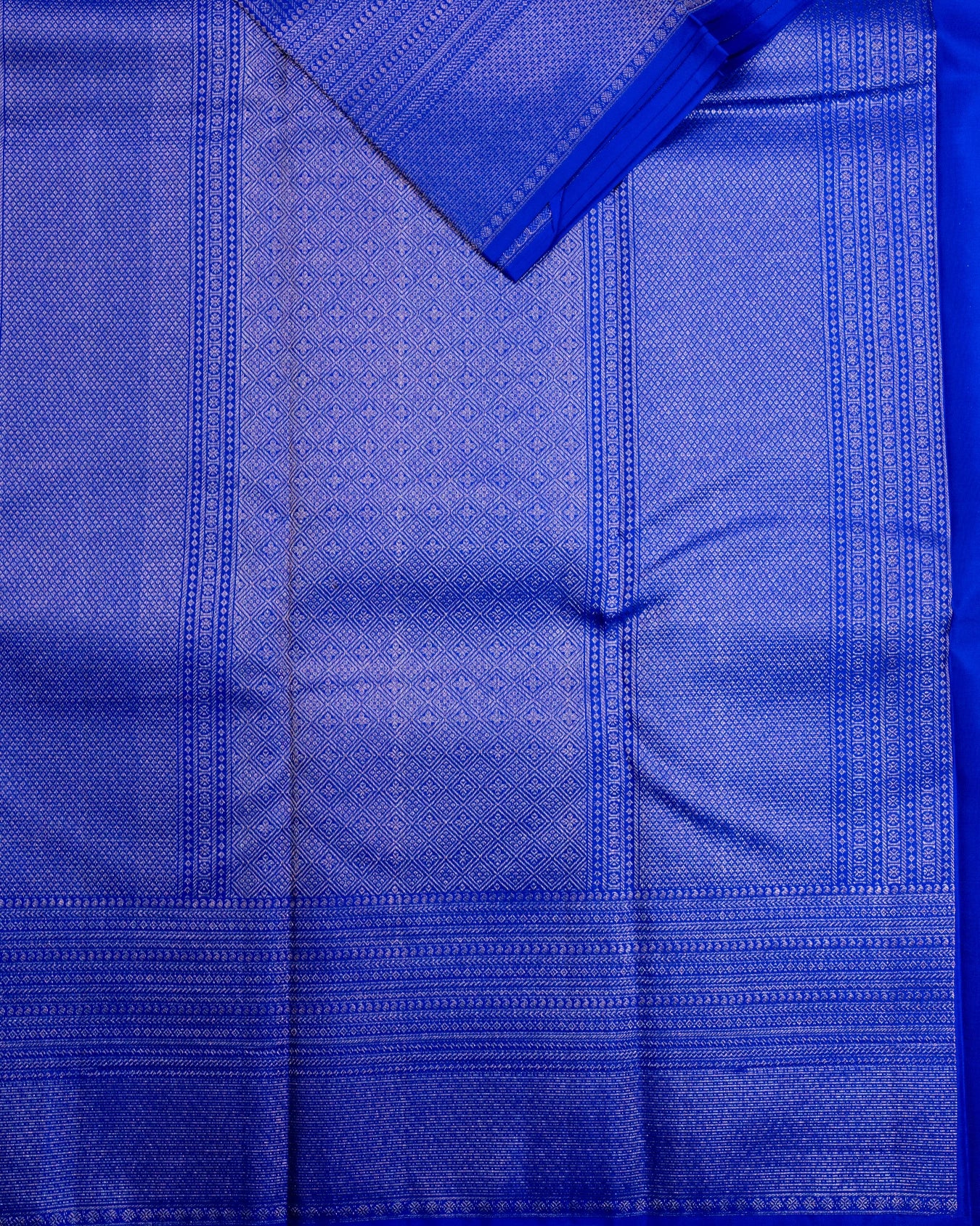 Pure Handloom Kanchipuram Silk Saree with Traditional Floral Vine Jaal Brocade