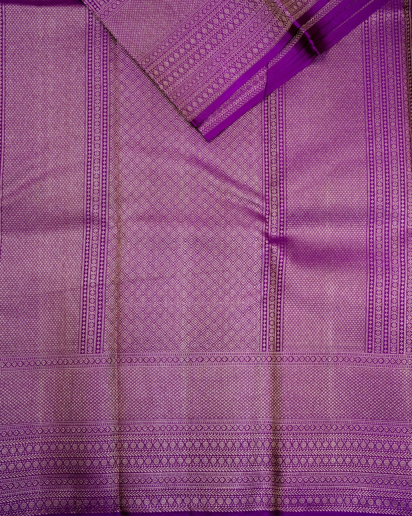 Pure Handloom Kanchipuram Silk Saree with Traditional Vine Brocade