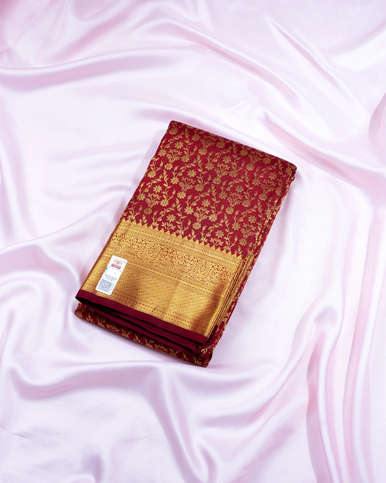 Pure Handloom Kanchipuram Silk Saree with Classic Floral Pattern
