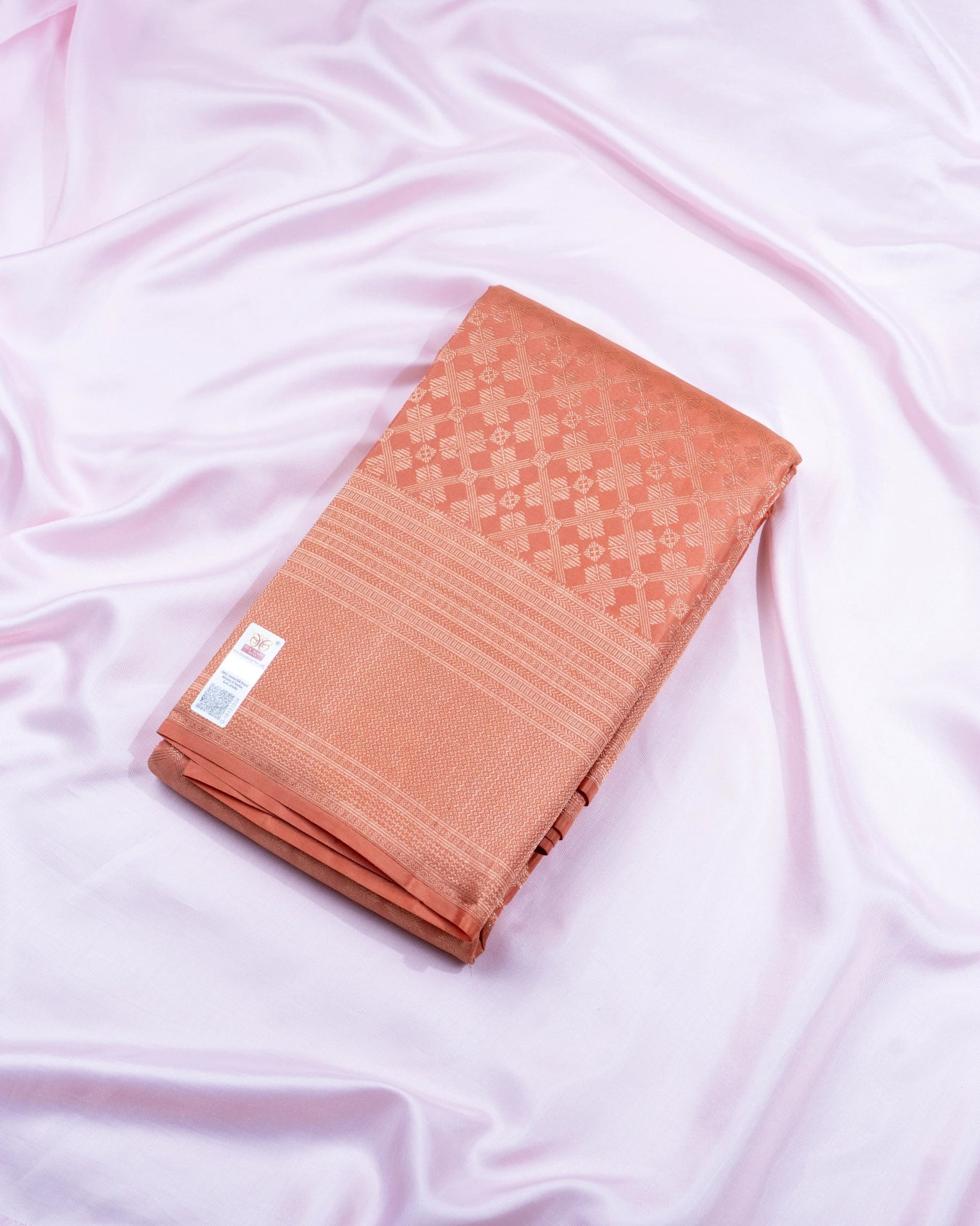 Pure Handloom Kanchipuram Silk Saree with Crossed Floral Design