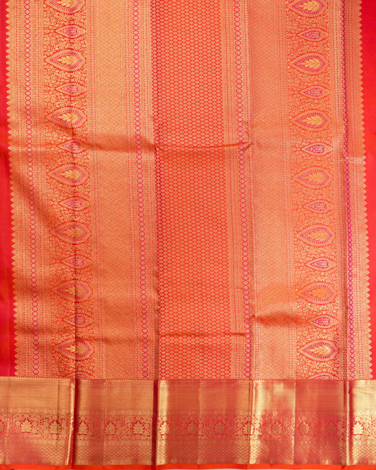 Pure Handloom Kanchipuram Silk Saree with Traditional Brocade Flowers