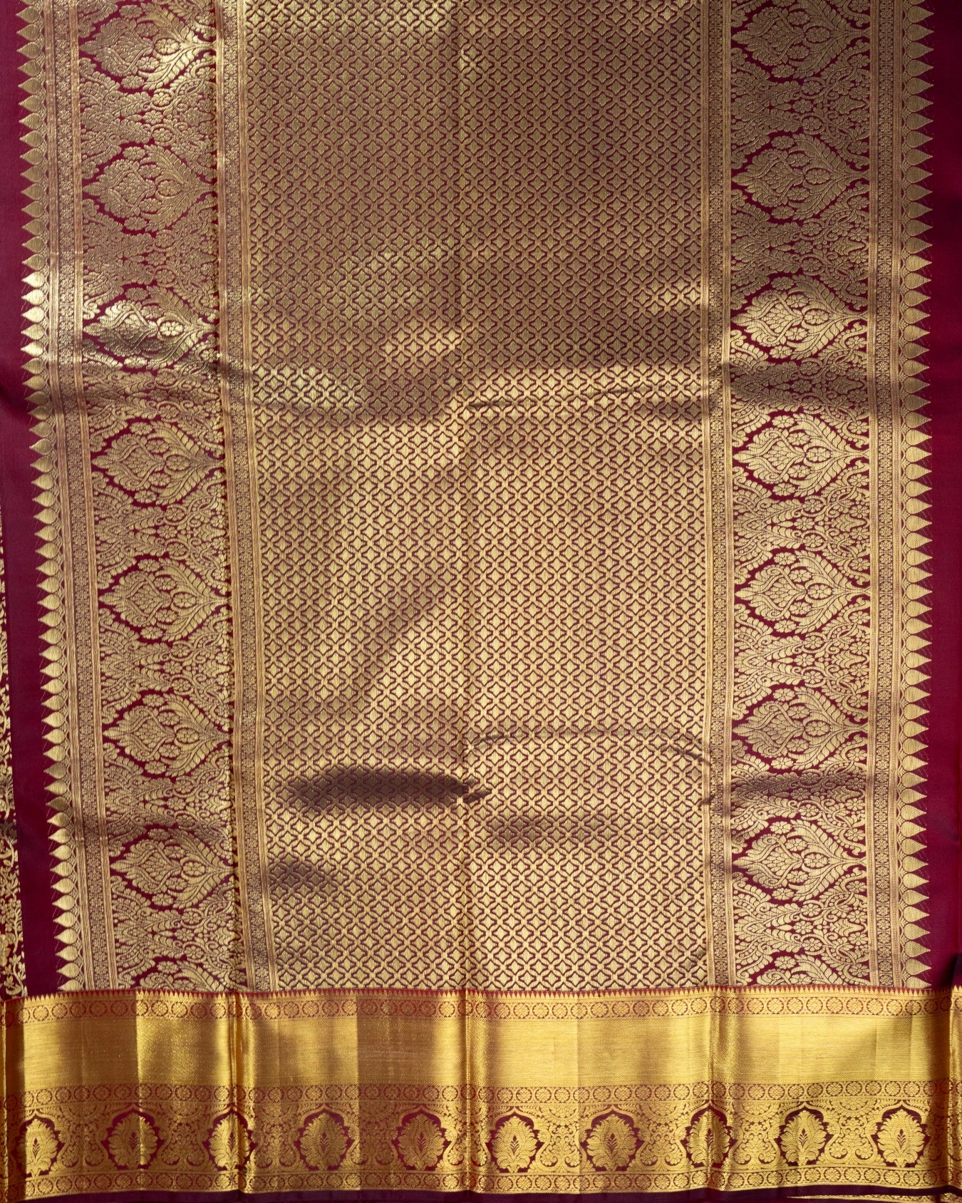 Pure Handloom Kanchipuram Silk Saree with Big Flower Brocade