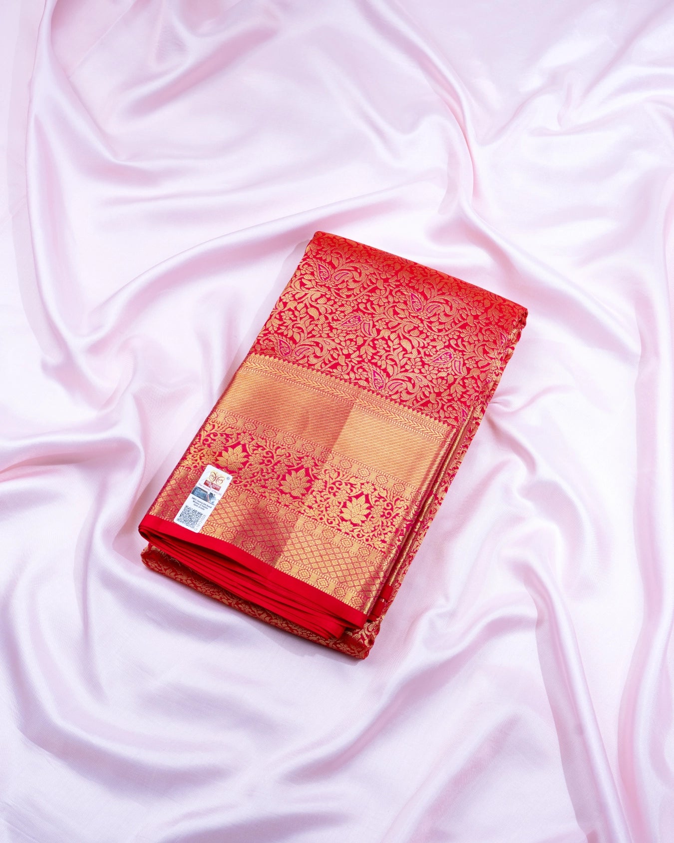 Pure Handloom Kanchipuram Silk Saree with Traditional Wine Pattern