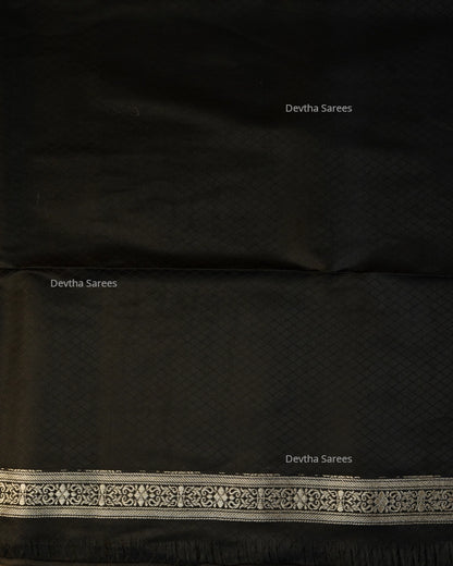 Black Premium Banarasi Katan Brocade Silk Saree (D16)