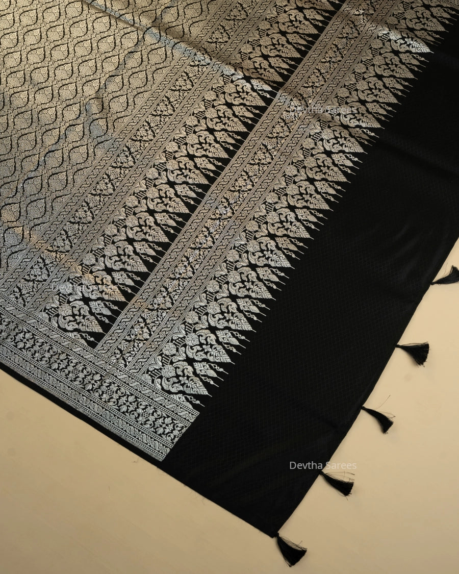 Black Premium Banarasi Katan Brocade Silk Saree (D7)