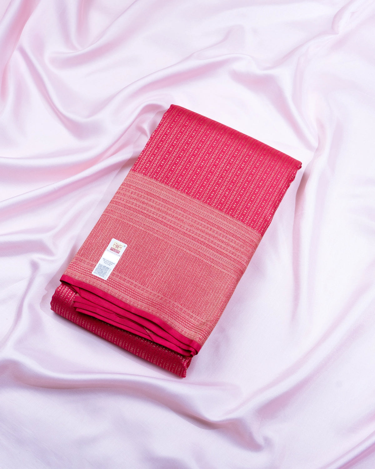 Pure Handloom Kanchipuram Silk Saree with Traditional Lines Brocade
