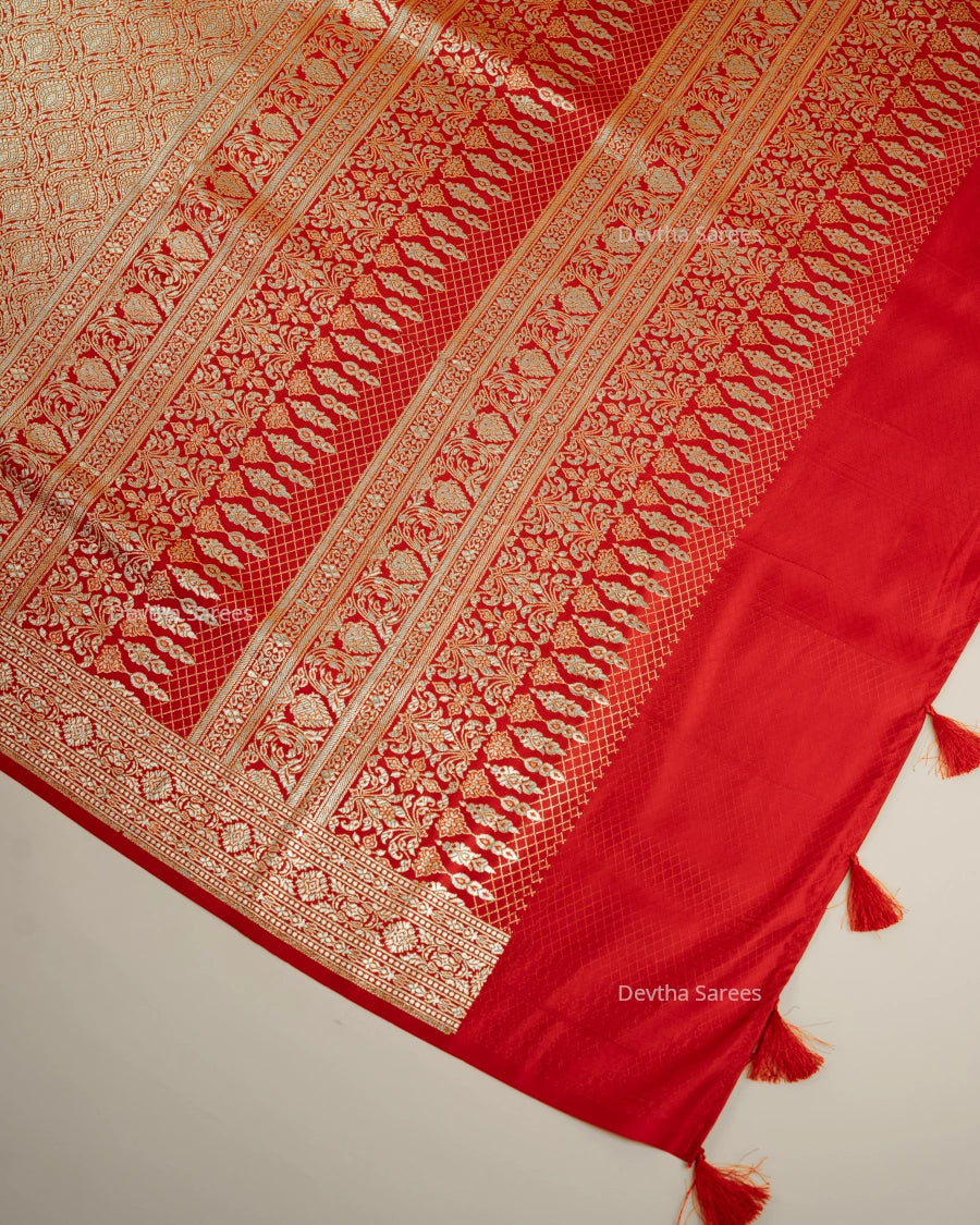 Red Premium Banarasi Katan Brocade Silk Saree (D2)