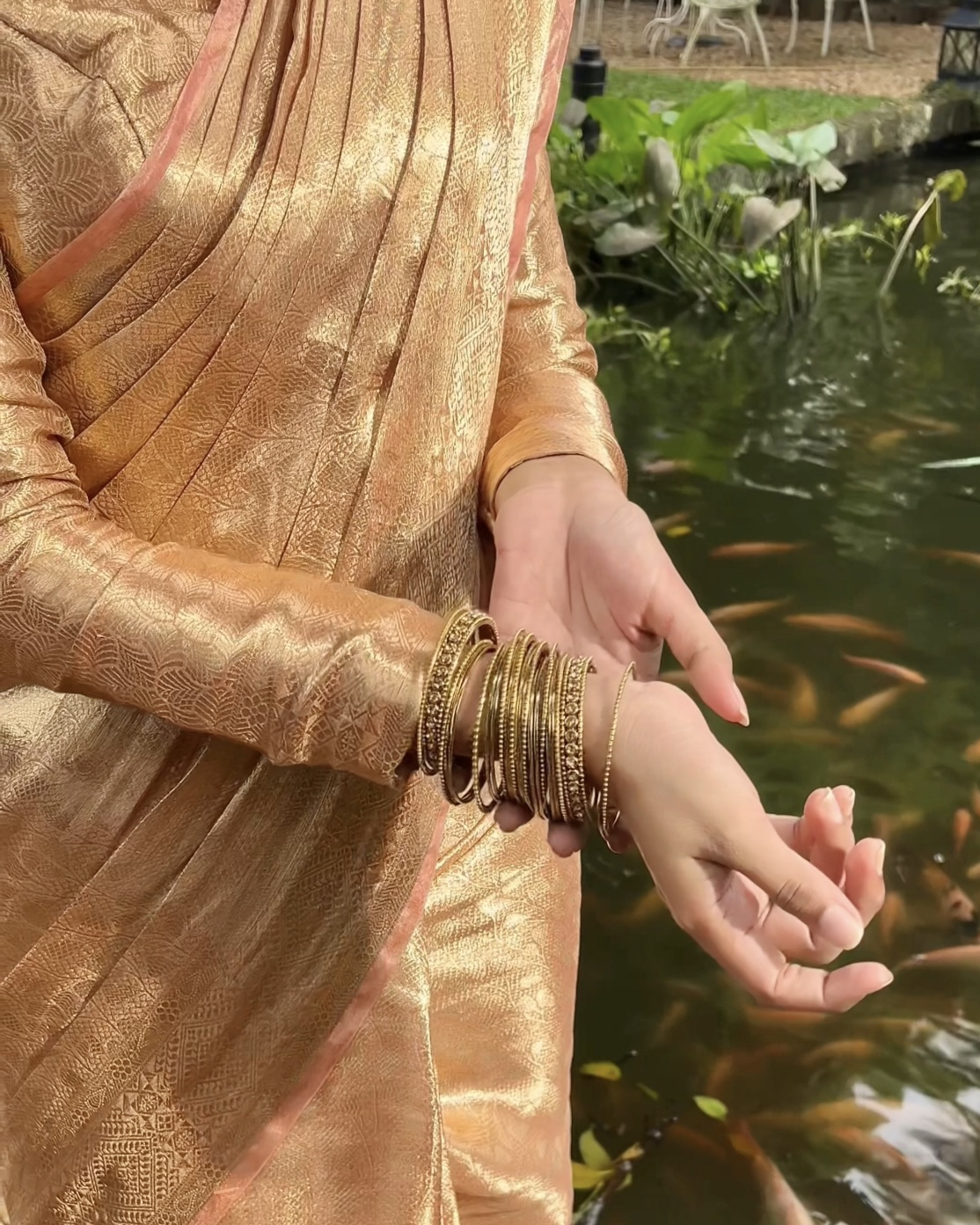 Liquid Gold - Pastel Peach Handwoven Pure Mulberry Brocade Silk Saree