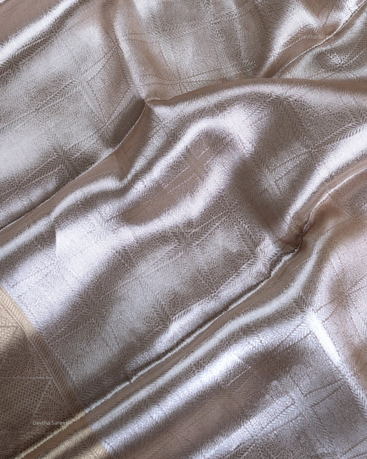 Liquid Gold - Melanie Pink Handwoven Pure Mulberry Brocade Silk Saree