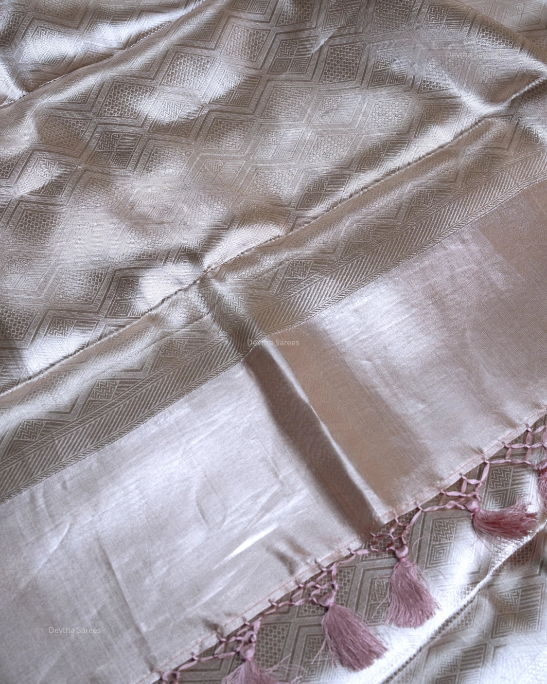 Liquid Gold - Melanie Pink Handwoven Pure Mulberry Brocade Silk Saree