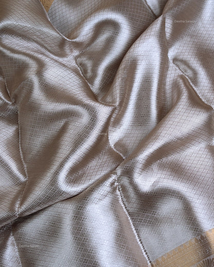 Liquid Gold - Blush Pink Handwoven Pure Mulberry Brocade Silk Saree