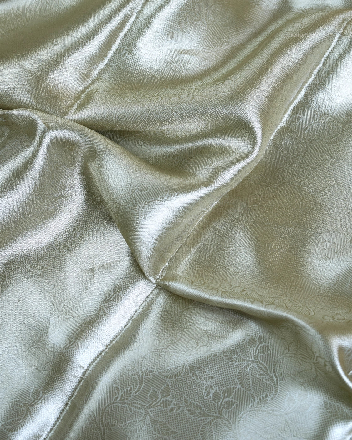 Liquid Gold - Olive Green Handwoven Pure Mulberry Brocade Silk Saree
