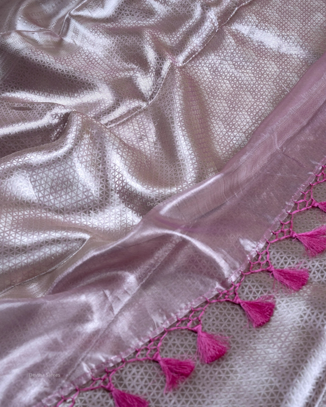 Liquid Silver - Lavender Handwoven Pure Mulberry Brocade Silk Saree